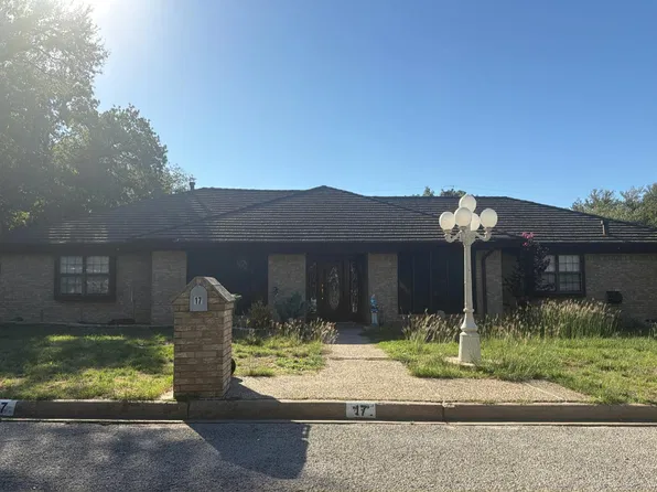 17 Greenbriar St, Mineral Wells, TX 76067