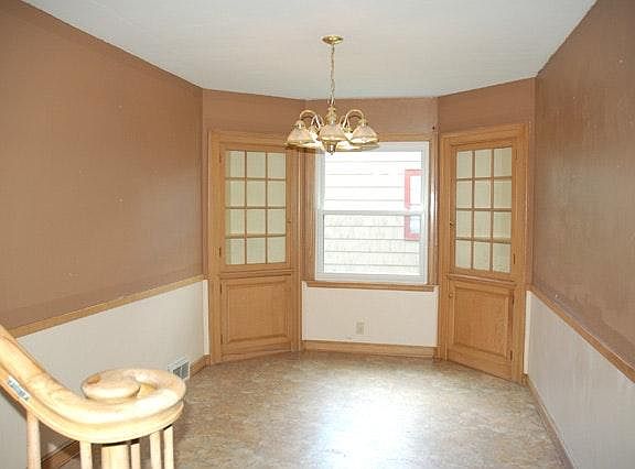 Dining Room & Builtins