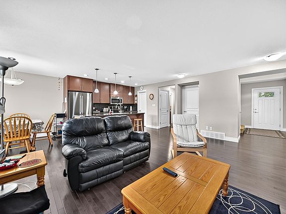 4th image of 4904 214th St NW