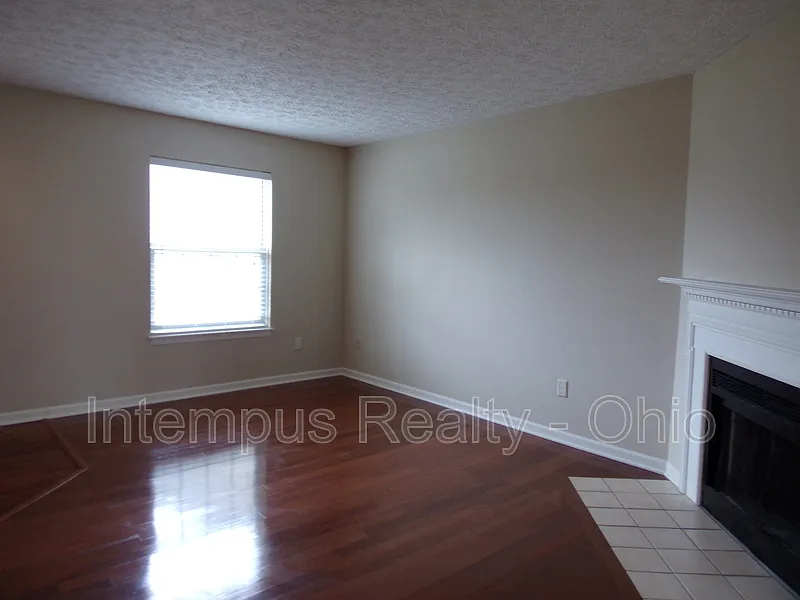 2 bed, 1.5 bath, 1024 sqft, $1,487 — Photo 4