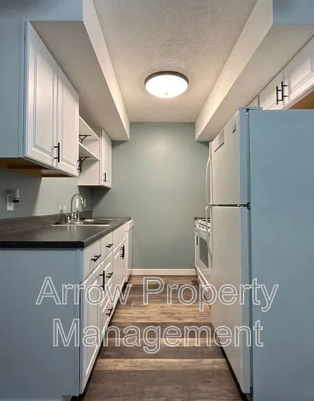 3405 Holdrege St #307 — Photo 3