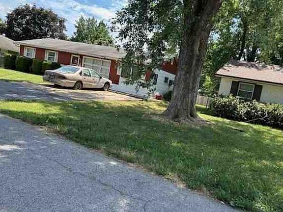 5th image of 806 Joliet Dr