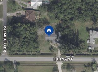 708 Easy St, Fort Pierce, FL 34982