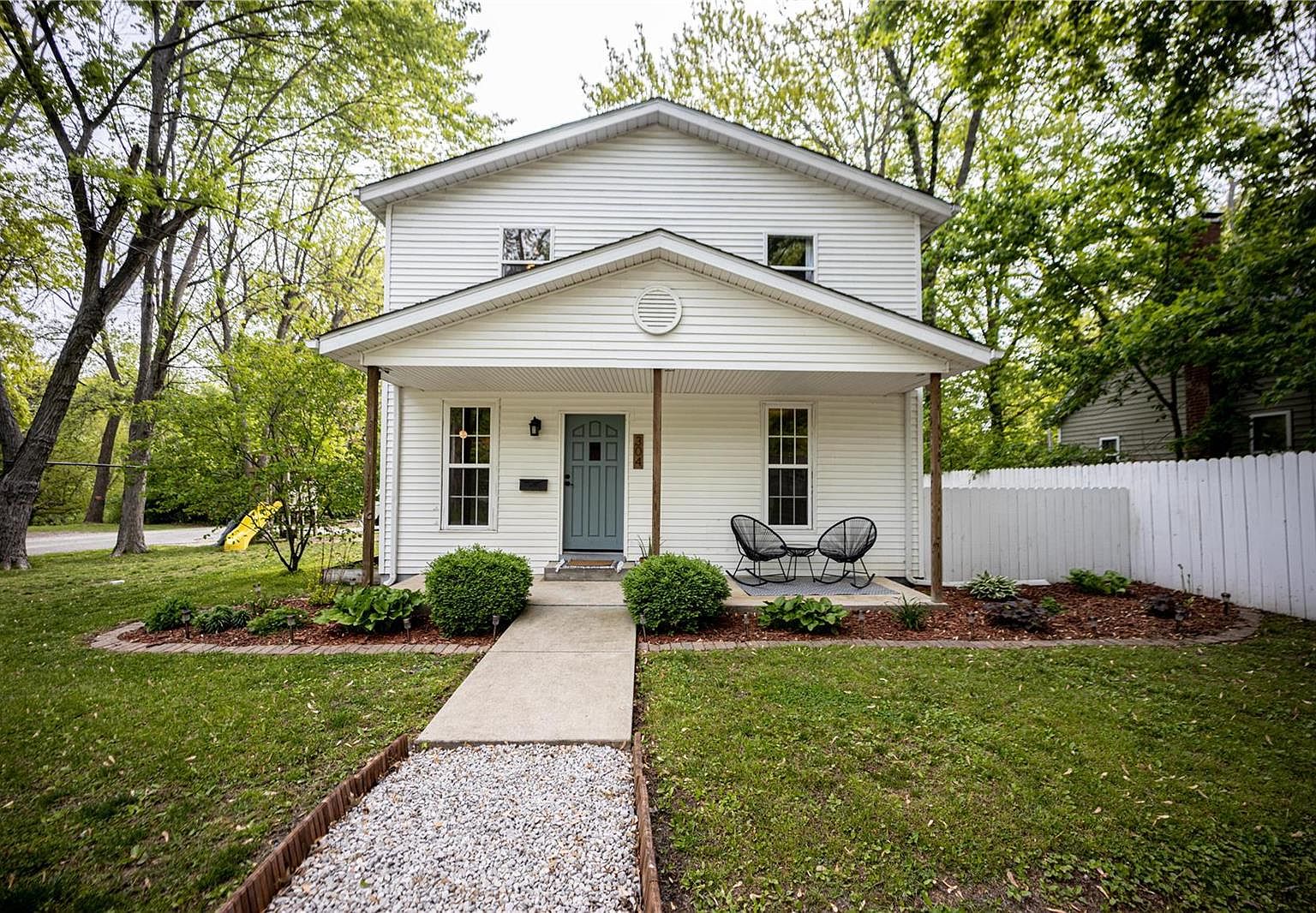 304 Plum St, Lebanon, IL 62254 Zillow
