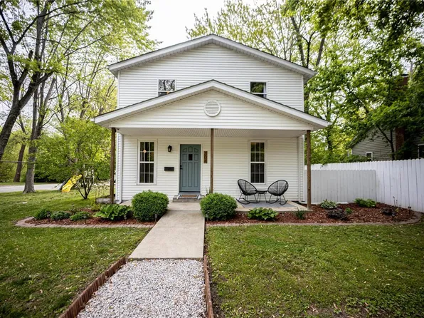 304 Plum St, Lebanon, IL 62254