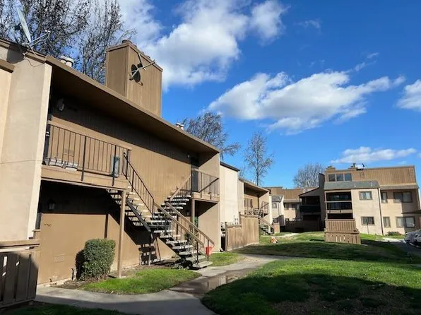 2905 Niagra St APT 261, Turlock, CA 95382