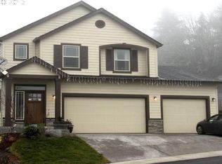 1525 NE Rockwell Dr, Estacada, OR