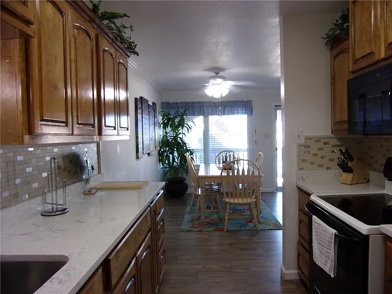 15005 Windward Dr #211 — Photo 26