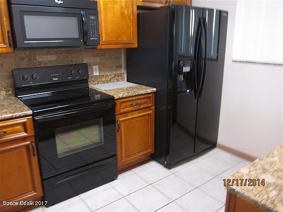 3rd image of 300 Columbia Dr APT 1306