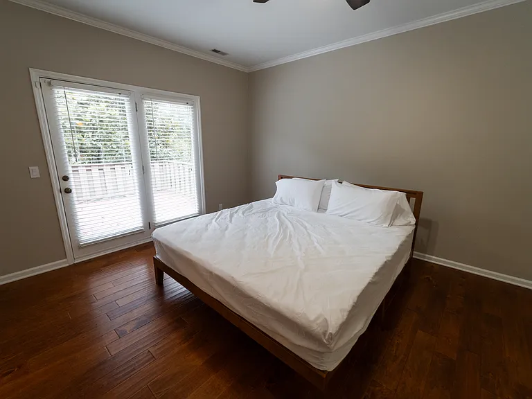 201 Trotwood Mews — Photo 21