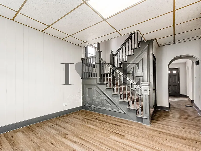 158 Dakota Ave — Photo 21