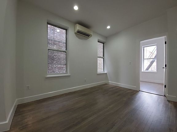 5th image of 89 Wyckoff Ave #2