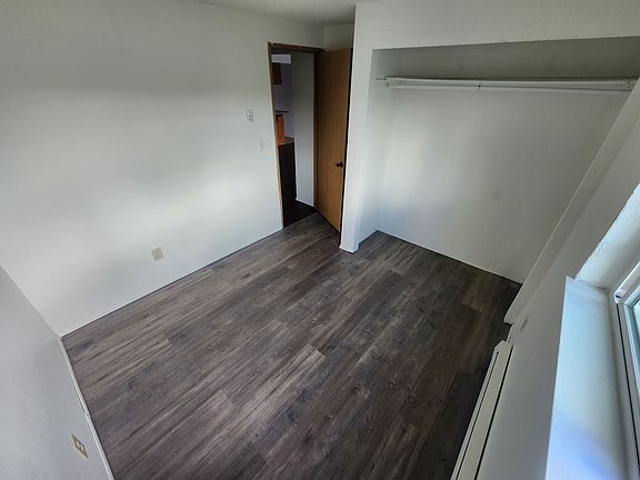 2nd image of 214 Mashell Ave S #4