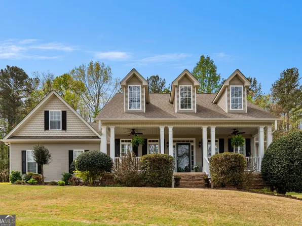 145 Ryans Ct, Sharpsburg, GA 30277