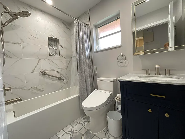 5574 Royal Lake Cir — Photo 22