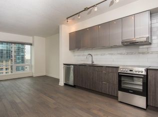 930 N 6th Ave SW #1805, Calgary, AB T2P 1J3