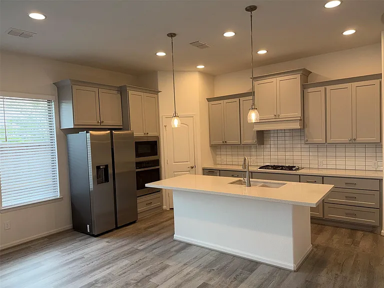2850 Orange Leaf Dr — Photo 4