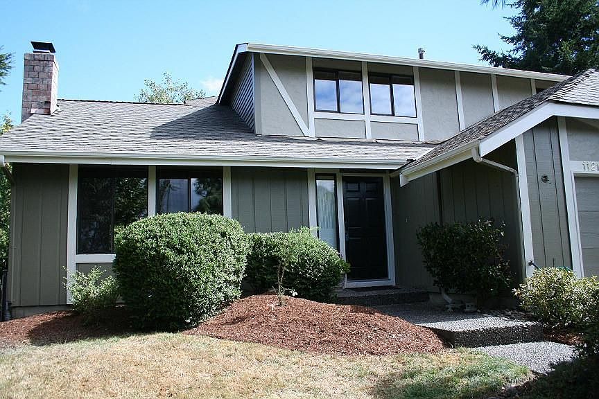 1st image of 11218 NE 59th Pl