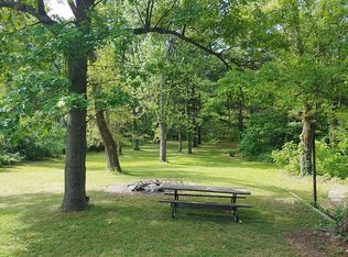 1622 E Bertrand Rd, Niles, MI 49120