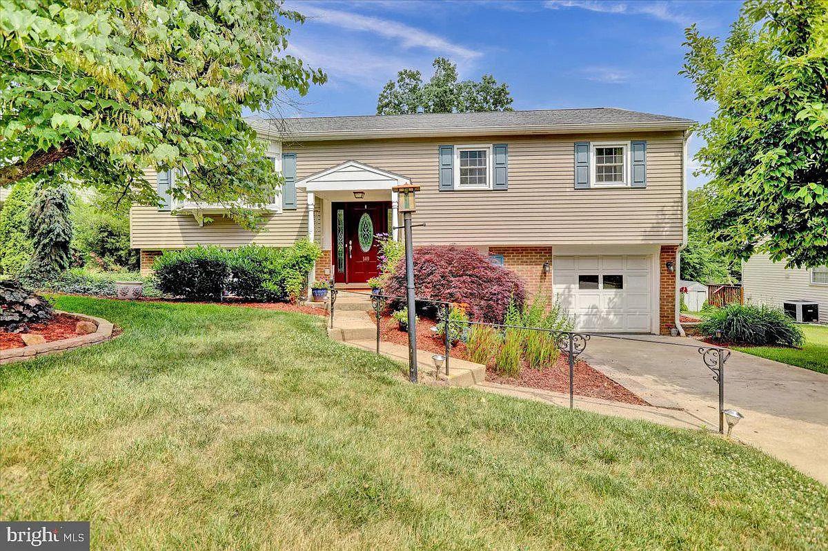 149 Hartline Dr photo 1