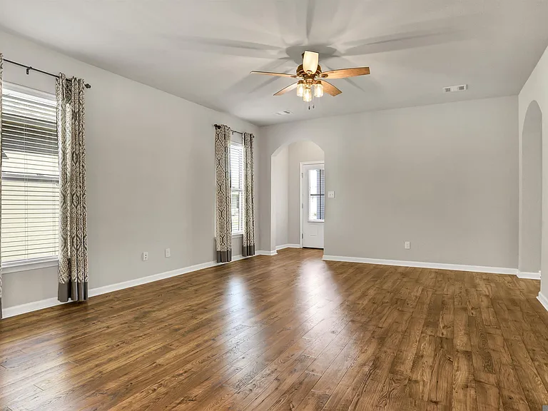 7642 W Pelican Lakes Ave — Photo 3