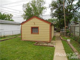 4th image of 6412 Oleatha Ave