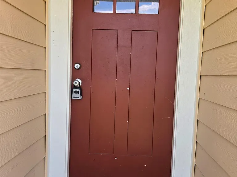 17415 Fir Rd — Photo 2