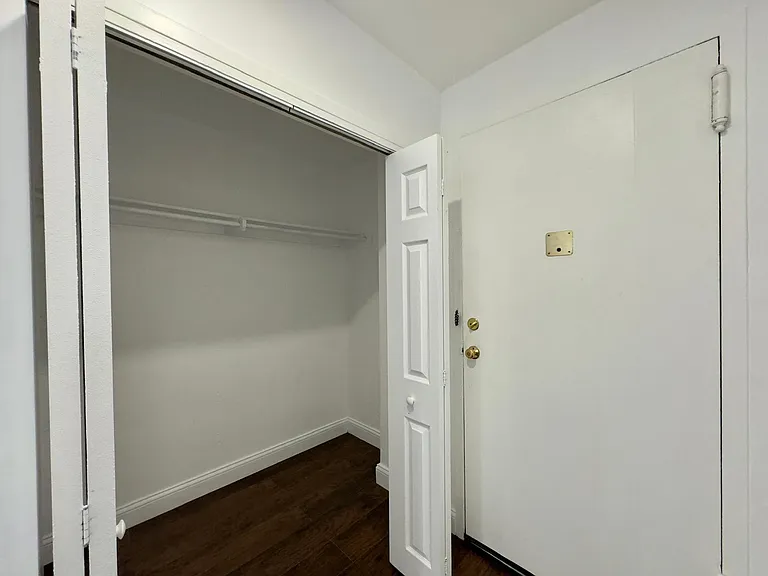 11720 Edgewater Dr #216 — Photo 7