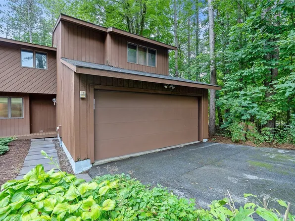 3218 Isle Of Pnes, Baldwinsville, NY 13027