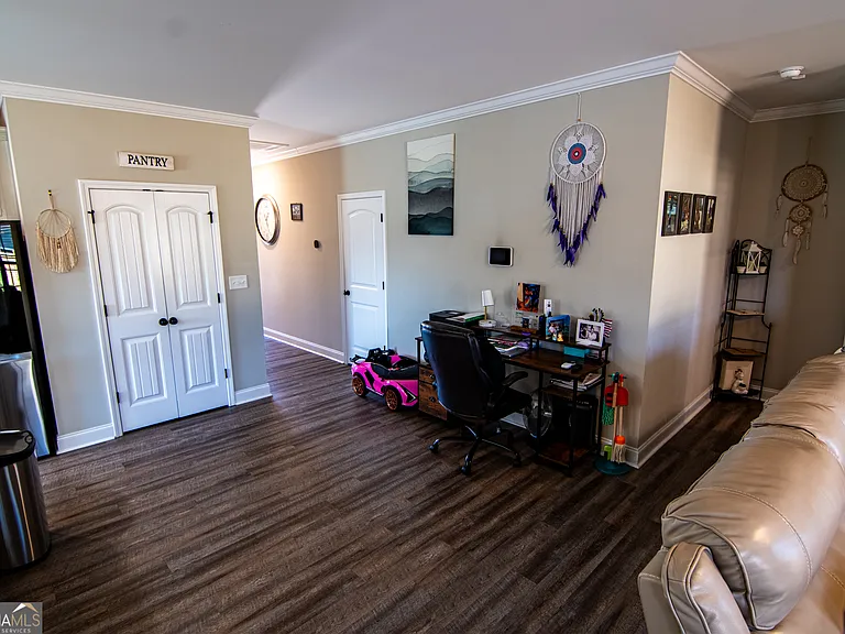 123 Logans Mill Trl — Photo 2
