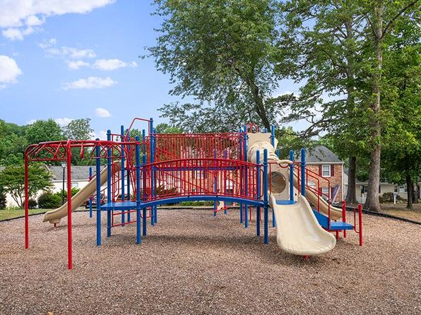 Barracks West | 255 Saponi Ln, Charlottesville, VA