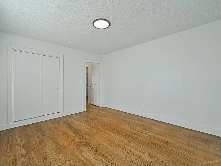 2100 NW 33rd St — Photo 34