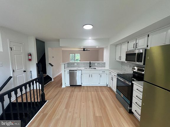 4th image of 607 Corsica Ave