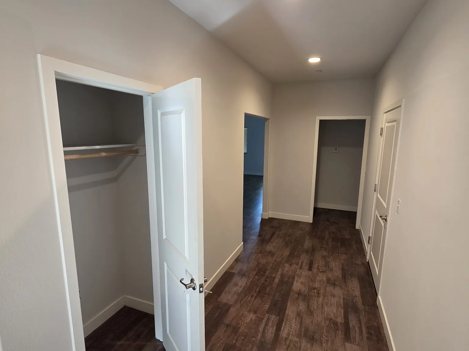 3 bed, 1376 sqft, $2,250 — Photo 1