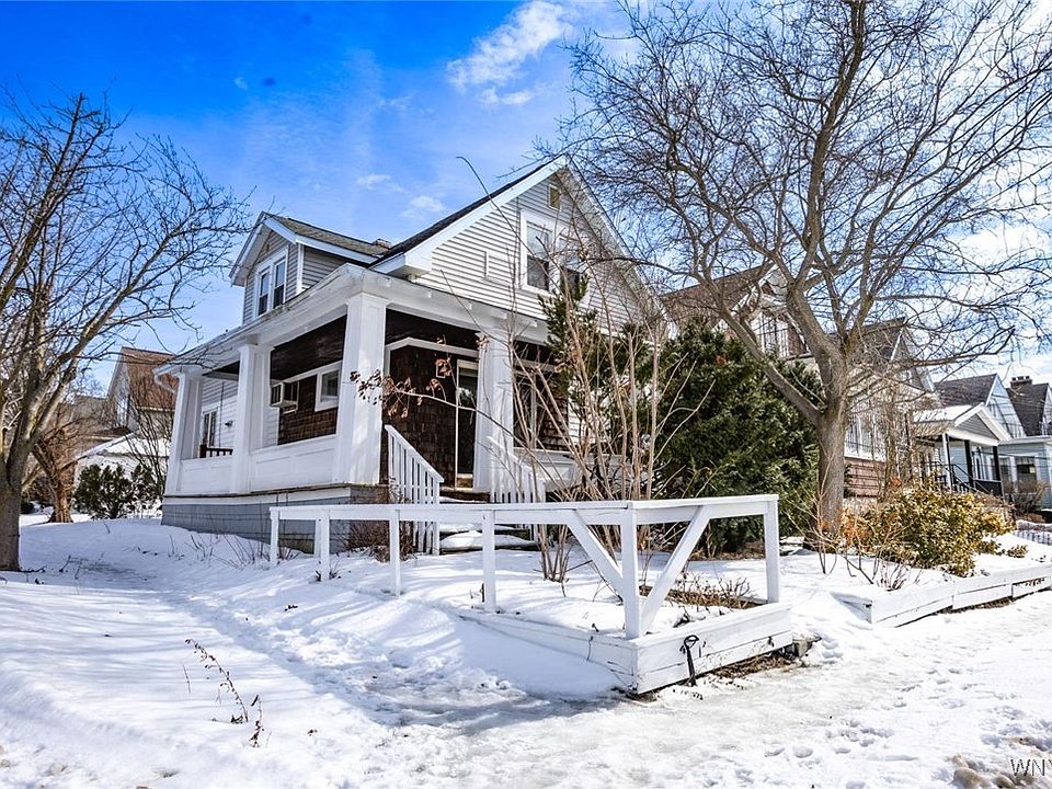 1st image of 5 Olcott Pl