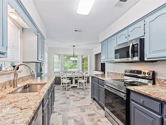 2nd image of 3030 Charmingdale Drive W