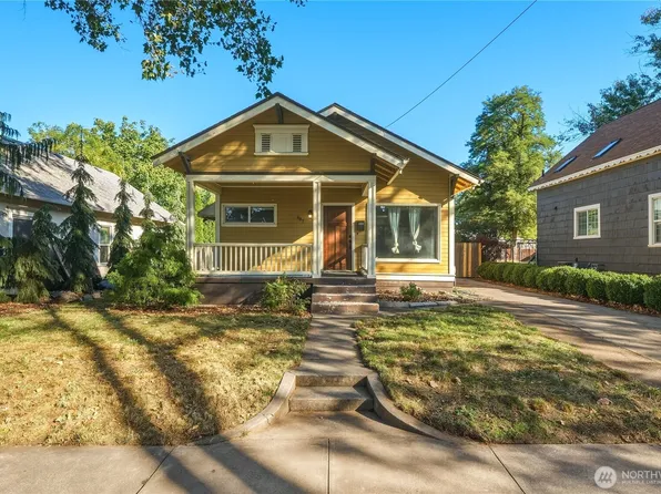 607 Locust, Walla Walla, WA 99362