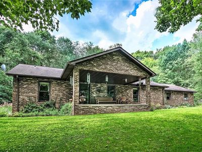 138 Burton Dr, Slippery Rock, PA, 16057