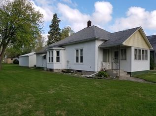 411 N Oak St, Toluca, IL 61369