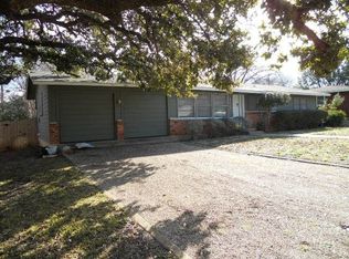 2113 Hermanson Dr, Waco, TX 76710