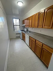 Rented by Metropolis International Realty Inc.