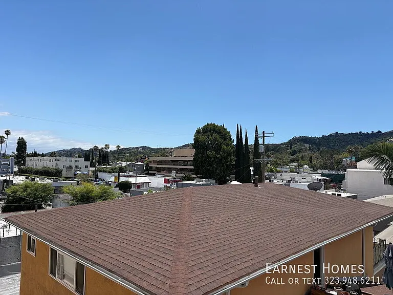 4348 Mammoth Ave #303 — Photo 27