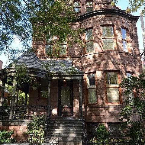1st image of 2046 W Pierce Ave