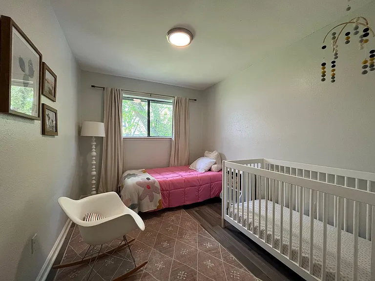 2511 E Stassney Ln — Photo 15