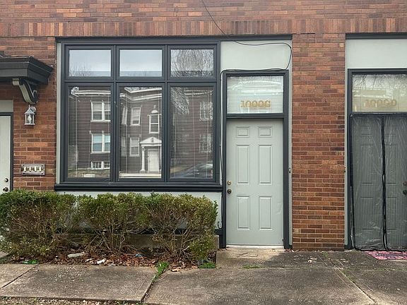 3rd image of 1000 Bates St #C