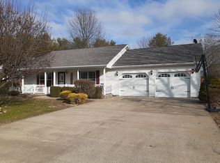 3016 Teakwood Ln, Herrin, IL 62948