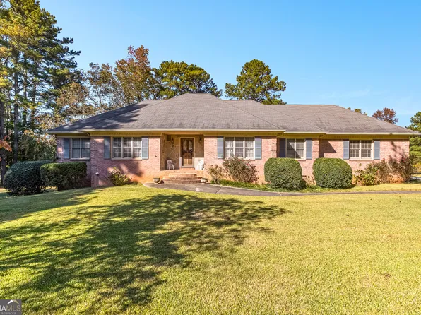 307 Kenwood Rd, Fayetteville, GA 30214