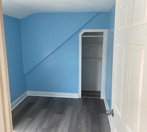 4th image of 476 Lonsdale Ave