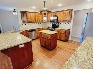 4532 S Hemlock Ave, Springfield, MO 65810