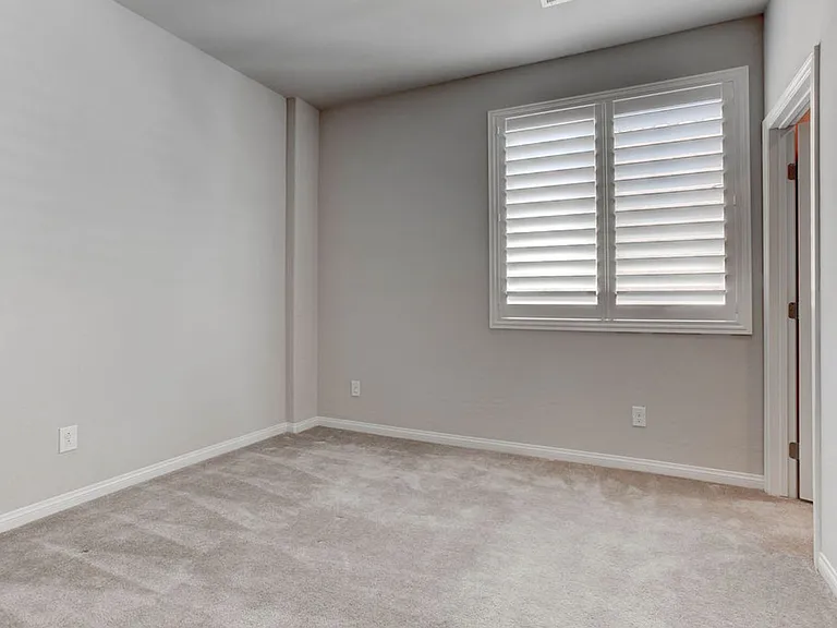 8040 Skye Falls St — Photo 23